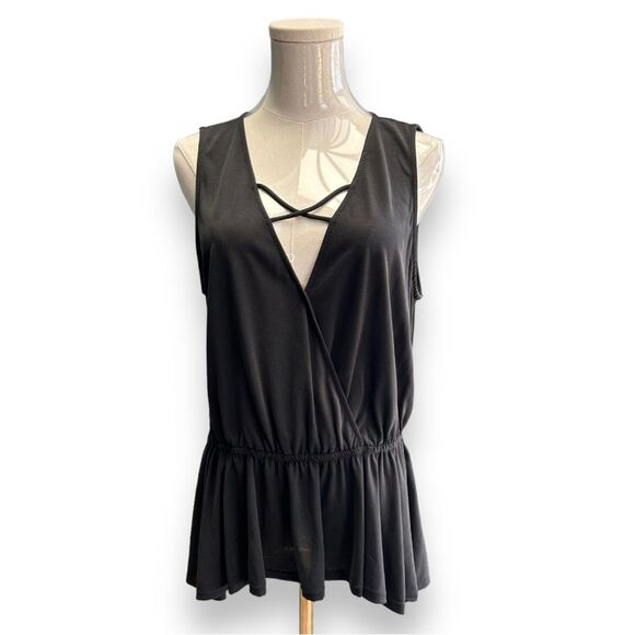 DesignLab Nordstrom Black Peplum Blouse with Cutouts L Going out Top - Picture 1 of 7